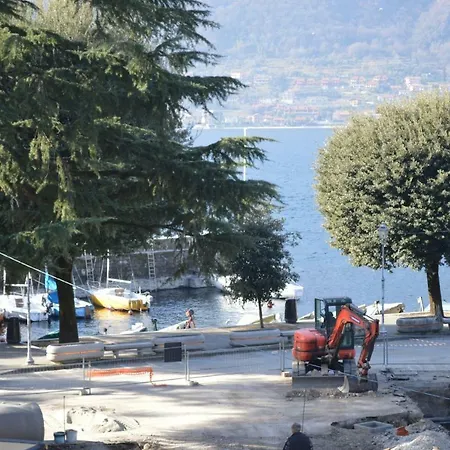 Margherita's House Lägenhet Mandello del Lario